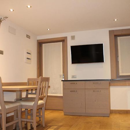 Pedrin'S House Apartment Livigno Bagian luar foto