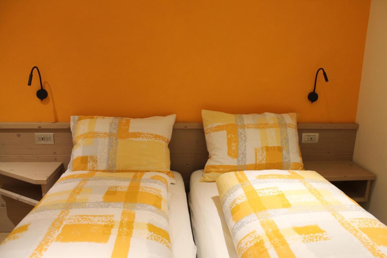 Pedrin'S House Apartment Livigno Bagian luar foto